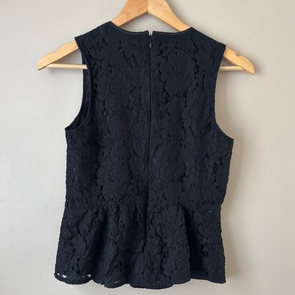 J.CREW Black Floral Lace Peplum Top Women’s Size 2 Sleeveless Blouse - Picture 6 of 7